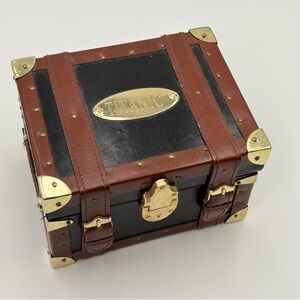 1998 Titanic Special Edition Inkworks Card Set in‎ Mini Steamer Truck with Cards